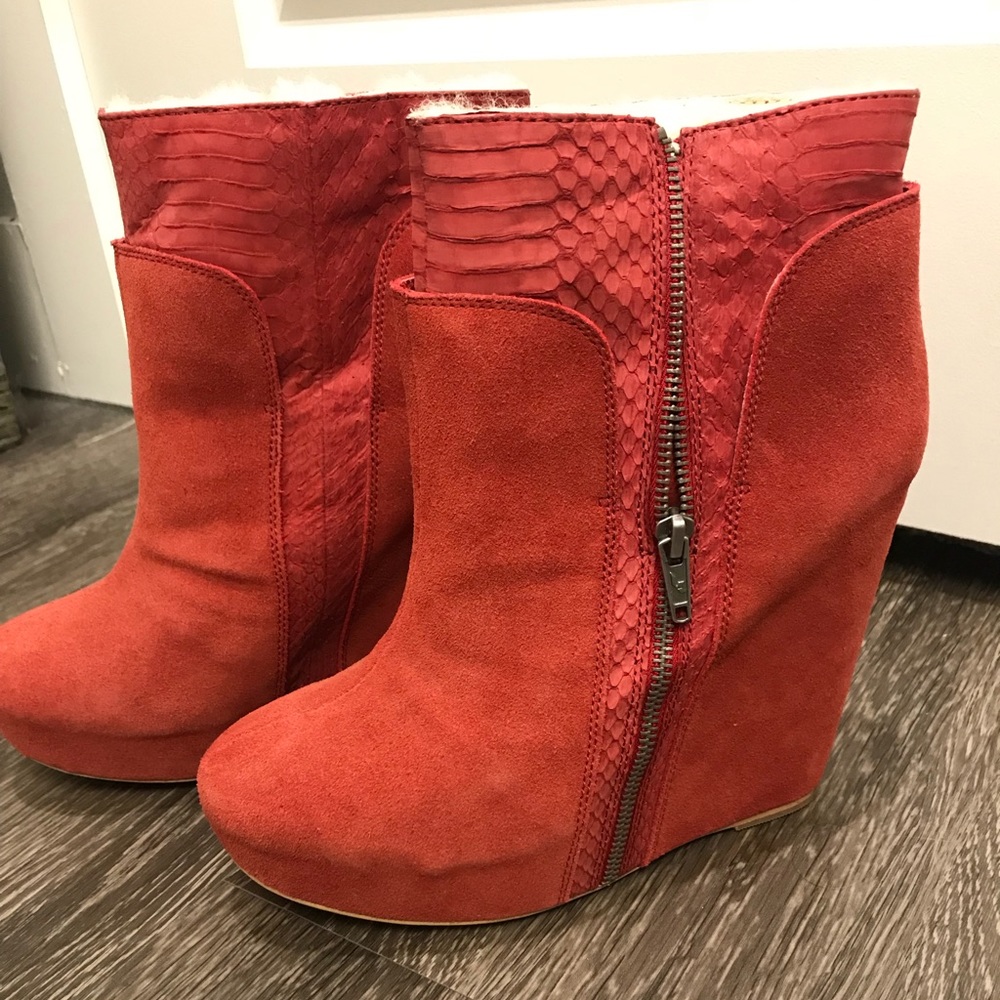 Koolaburra CARMEN Wedge Bootie in Pompei Red Suede